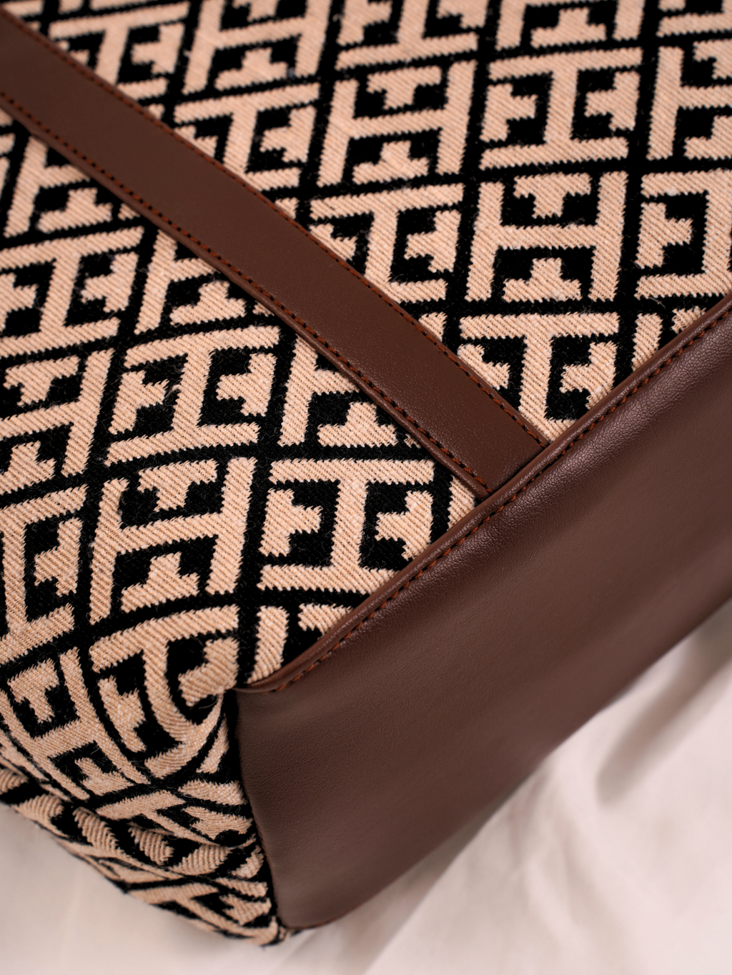 Everyday Graphic Tote Bag